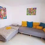 Apartman Abajo, Casa La Costa